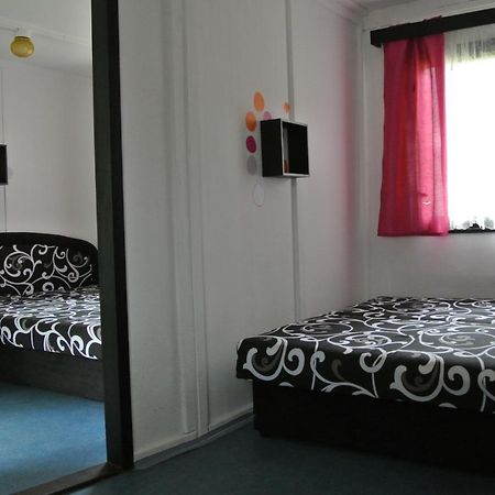 Juniorcamp Nova Zivohost Hotel Křečovice Bagian luar foto