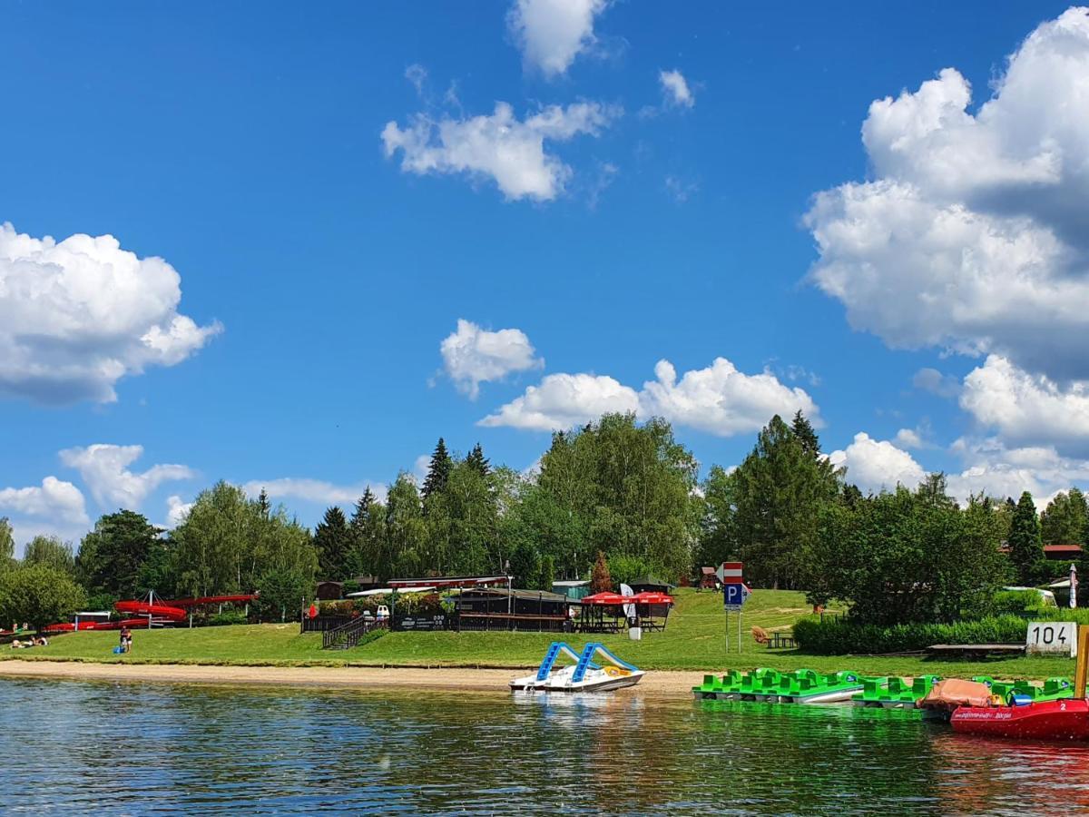 Juniorcamp Nova Zivohost Hotel Křečovice Bagian luar foto