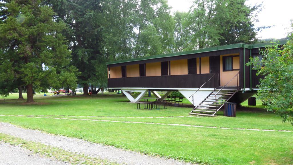 Juniorcamp Nova Zivohost Hotel Křečovice Ruang foto